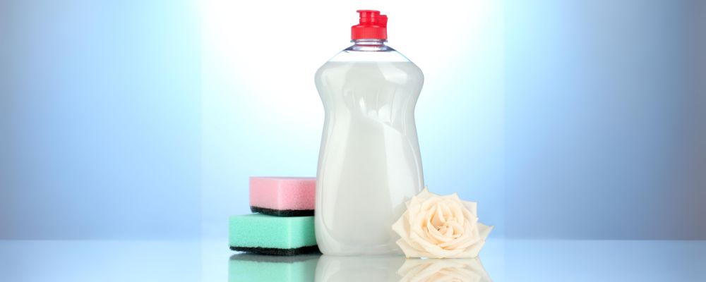 Dishwashing Detergent and Vinegar